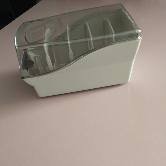 Fellowes 3.5" Diskette Holder - Picture 3 of 6